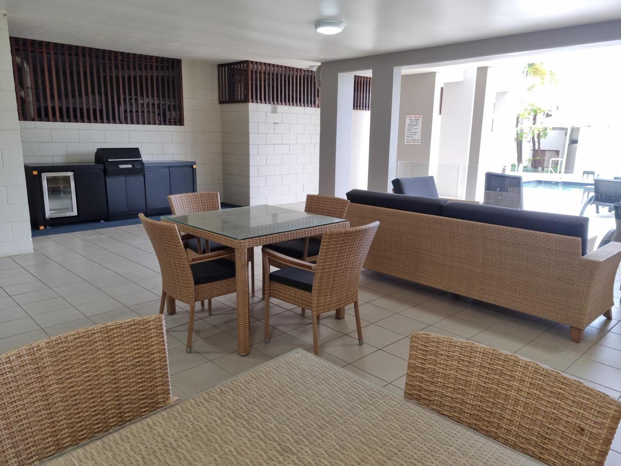 Rainbow Ocean Palms Resort Рэйнбоу-Бич Экстерьер фото